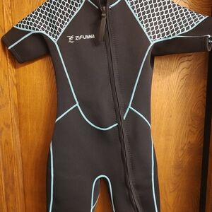 Zifumei Women's 3mm Shorty Front Zip Wet Suit